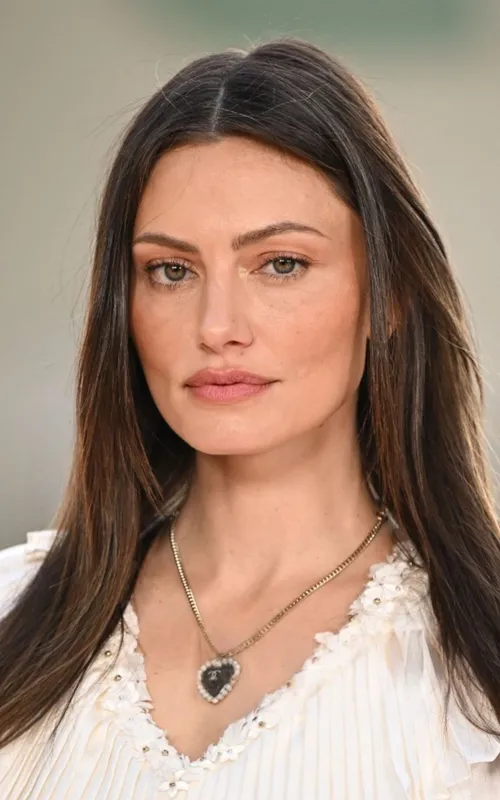 Phoebe Tonkin
