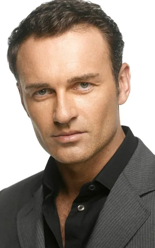 Julian McMahon