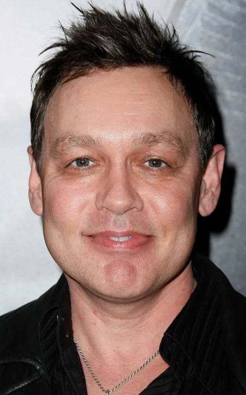 Doug Hutchison