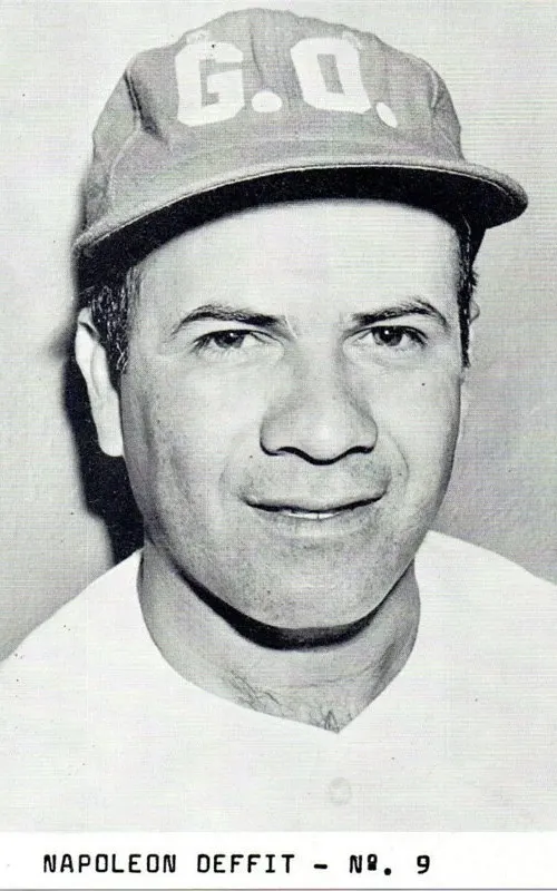 Napoleón Deffit