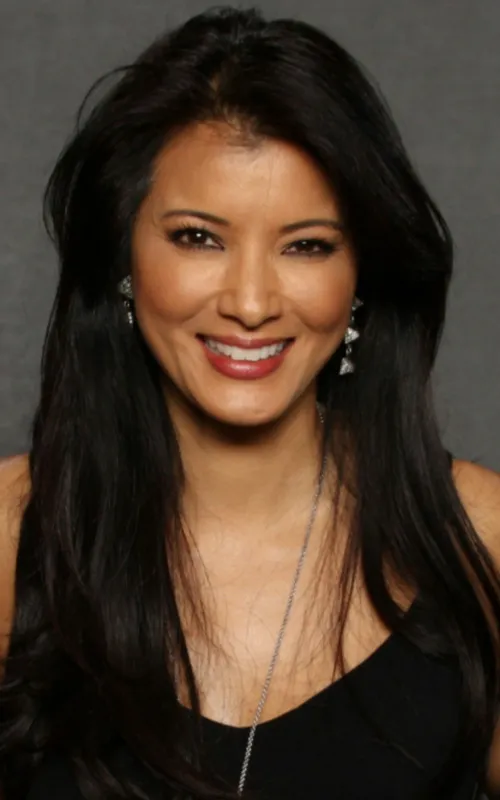 Kelly Hu