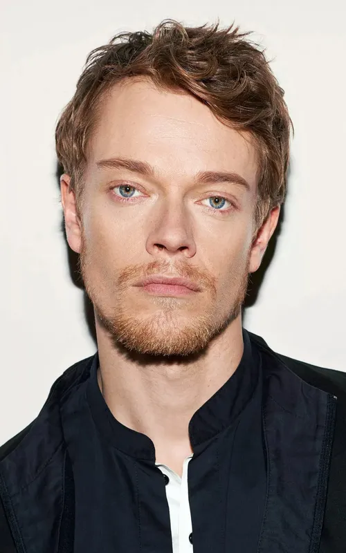 Alfie Allen