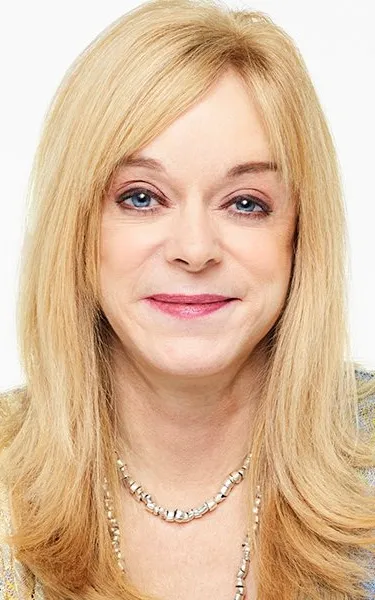 Leslie Dixon