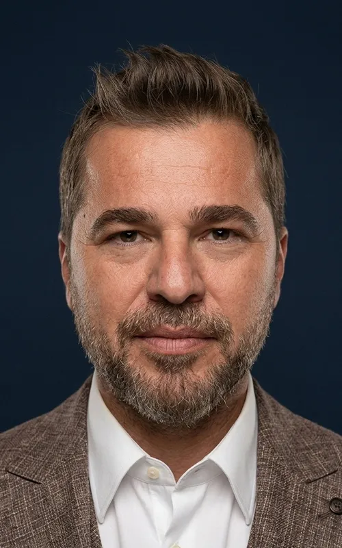 Engin Altan Düzyatan