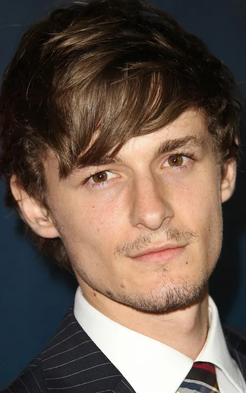 Giles Matthey