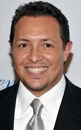 Hector Luis Bustamante