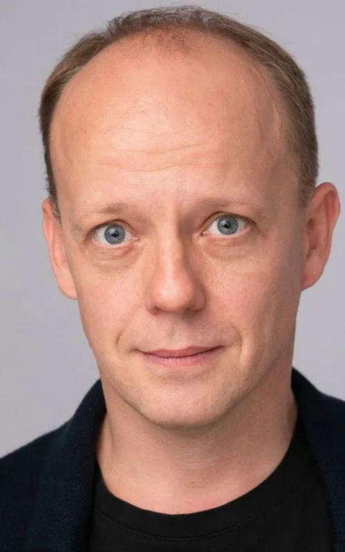 Николай Исаков