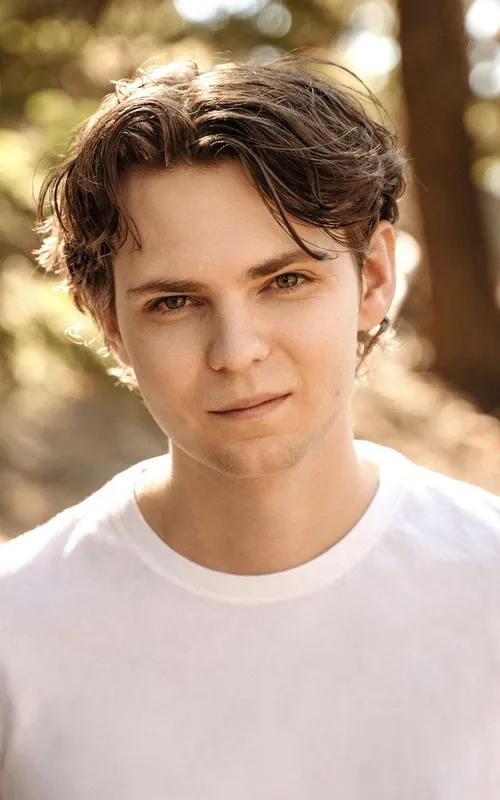 Robbie Kay