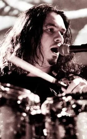 Stephen van Haestregt