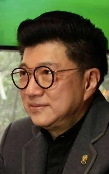 Dao-Hung Lee