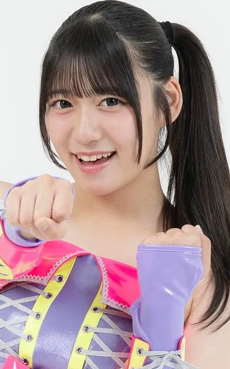 Momo Satō