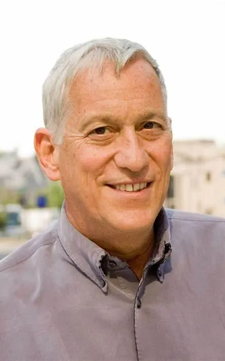 Walter Isaacson