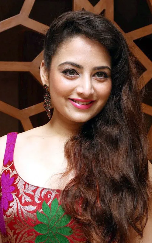 Zoya Afroz