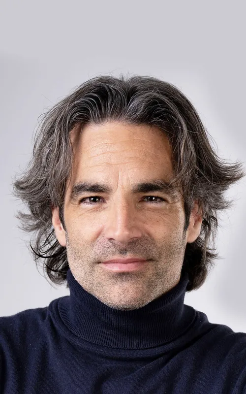 Fernando Corral