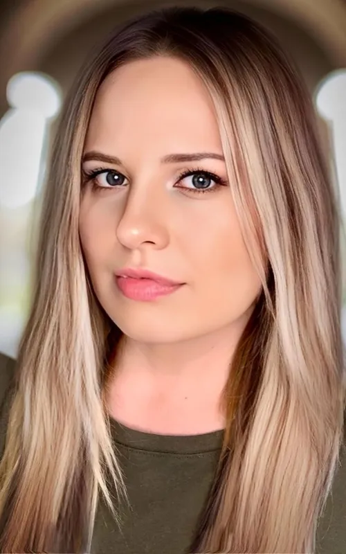 Bernadett Belinda York