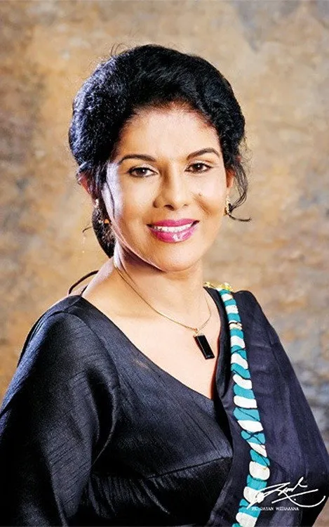 Nita Fernando