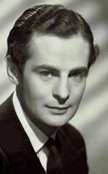 Derek Bond