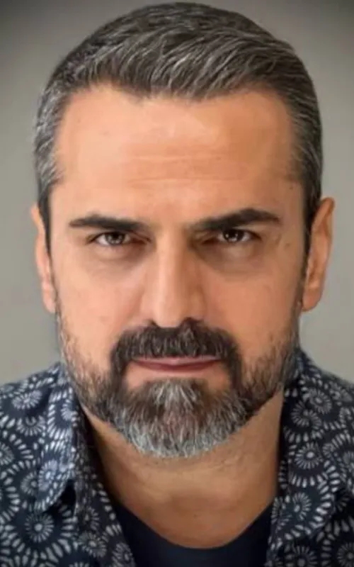 Alireza Ara