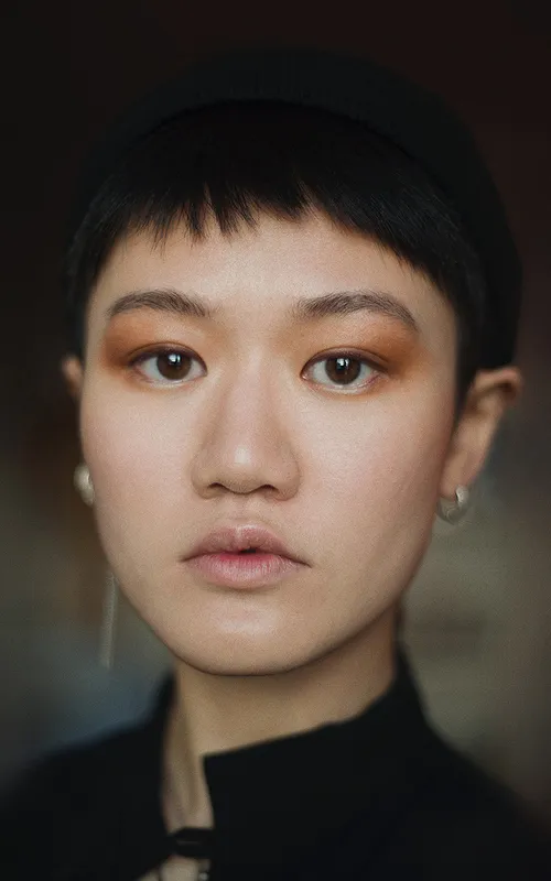 Yi Shi