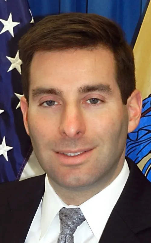 Elie Honig