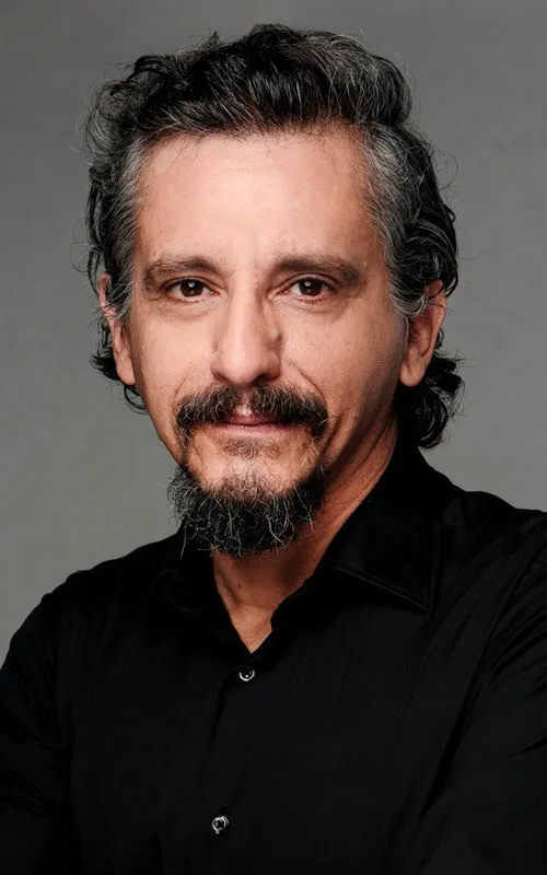 Miguel Iza