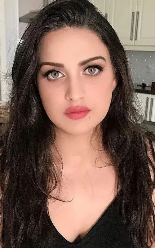 Himanshi Khurana