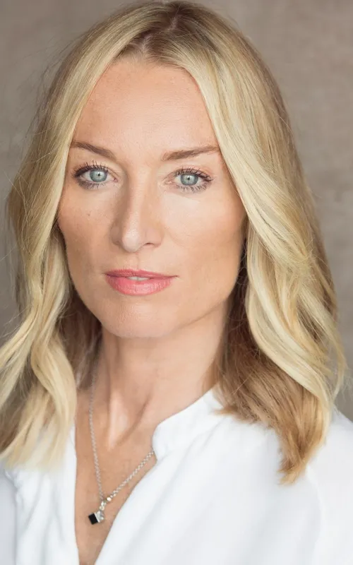 Victoria Smurfit