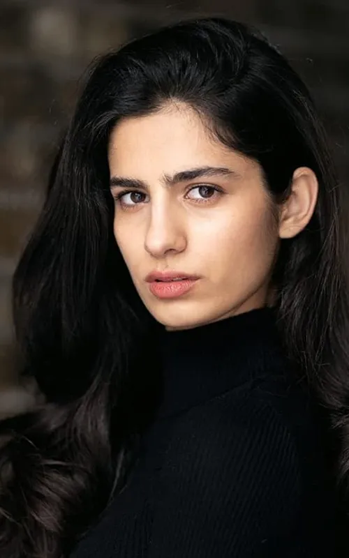 Hannah Khalique-Brown