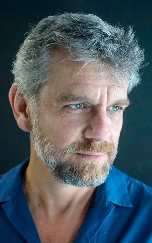 Fabrizio Aguilar