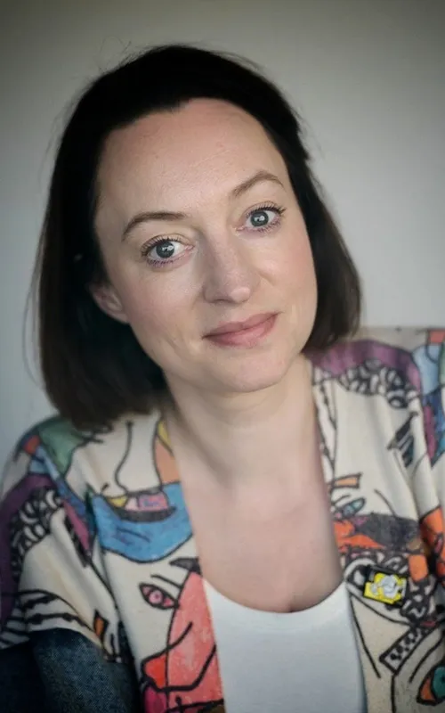 Lynsey Bennett-Thompson