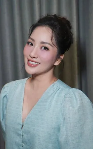 Khánh Thi