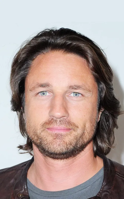 Martin Henderson