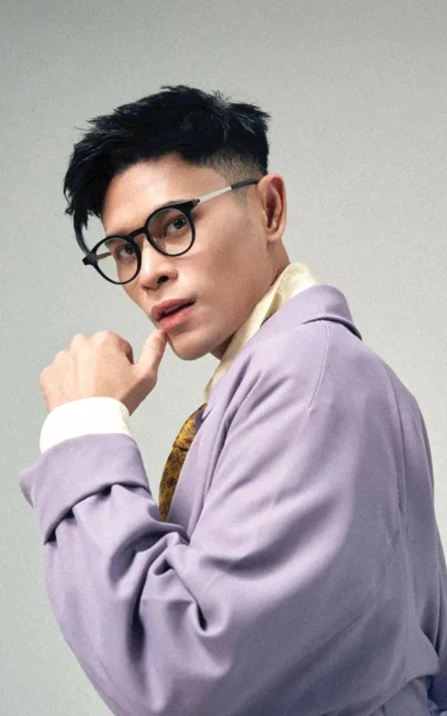 Andi Bernadee