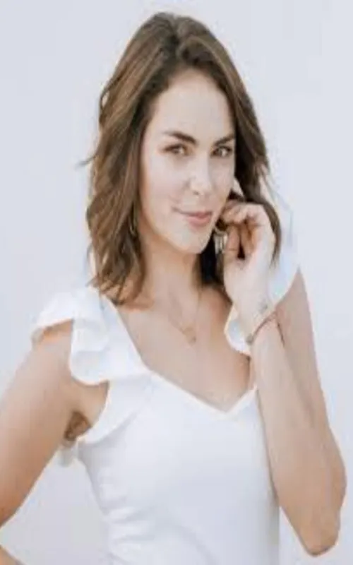 Alejandra Robles Gil