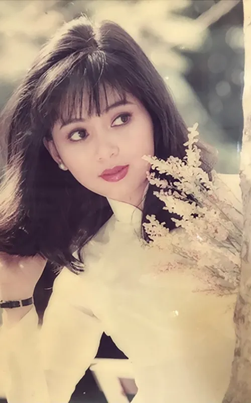 Lê Hồng Thủy Tiên