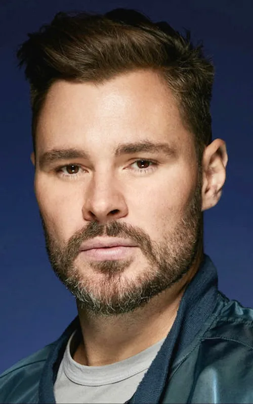 Patrick John Flueger