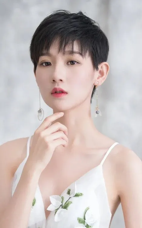 Dong Jie