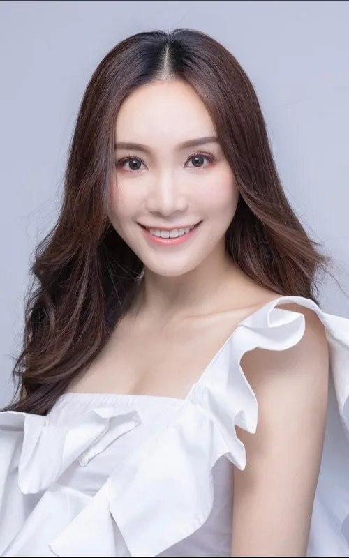 Irina Tang