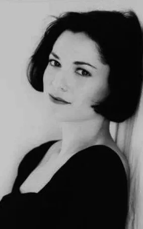 Nadine Van der Velde