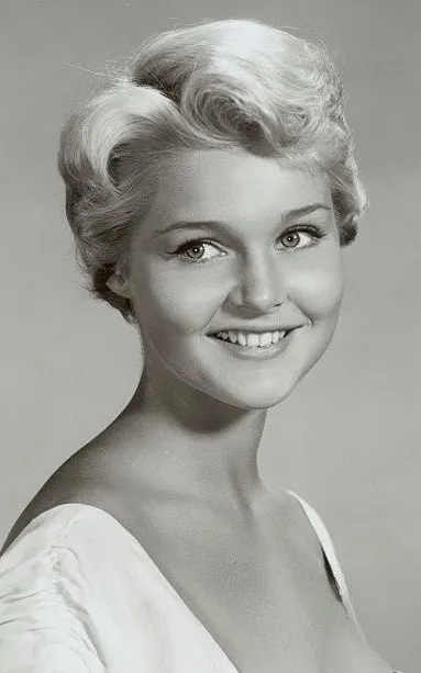 Carol Lynley
