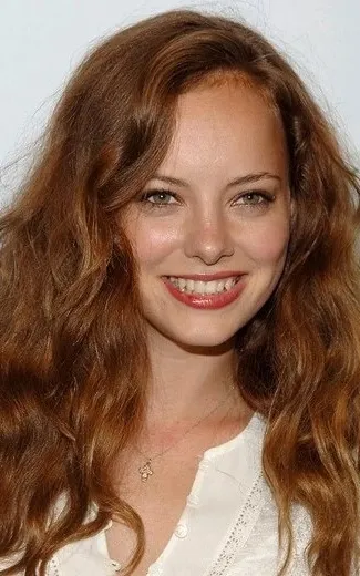 Bijou Phillips