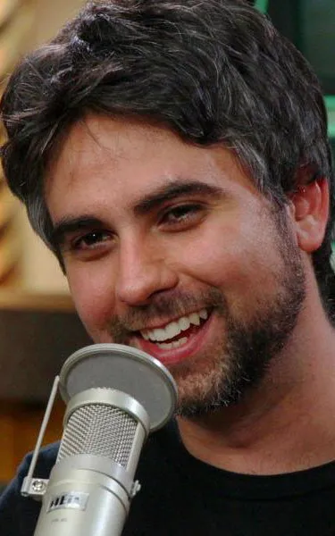 Justin Robert Young