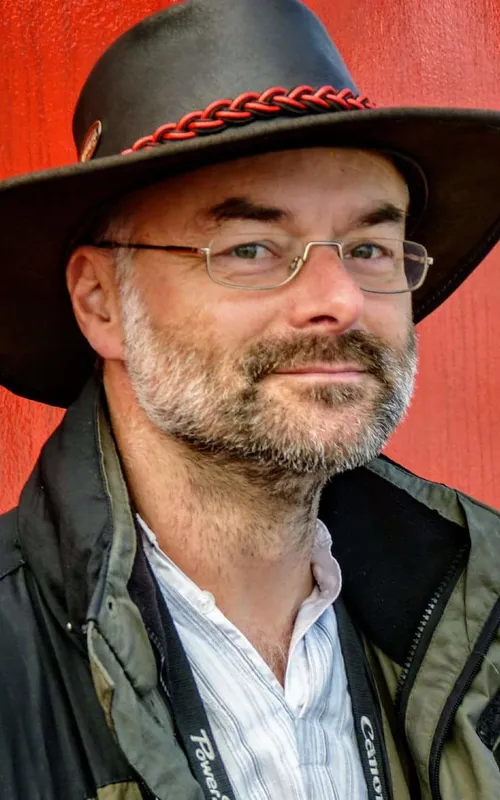 Raymond Lesley