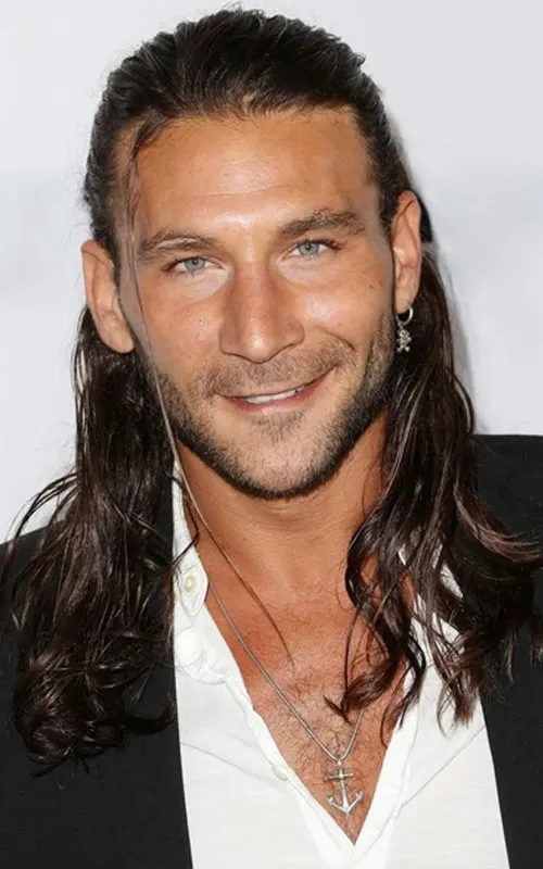 Zach McGowan