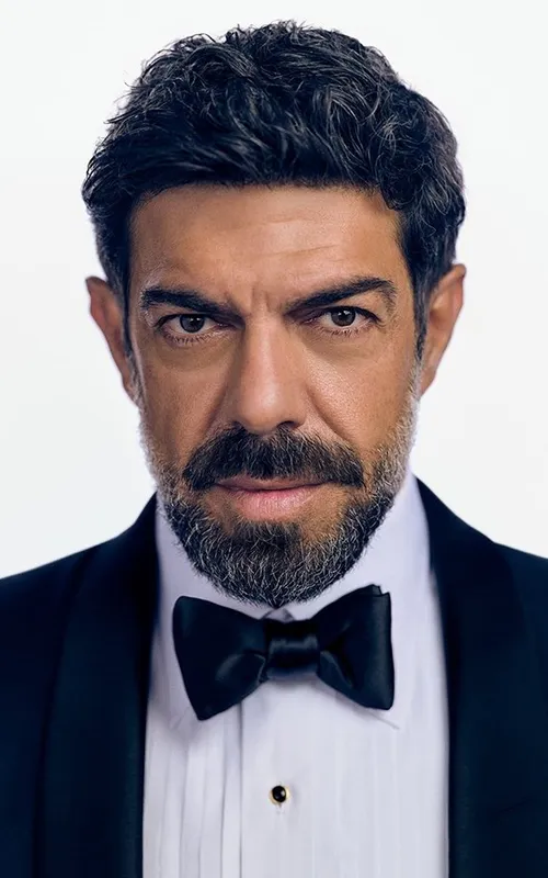 Pierfrancesco Favino