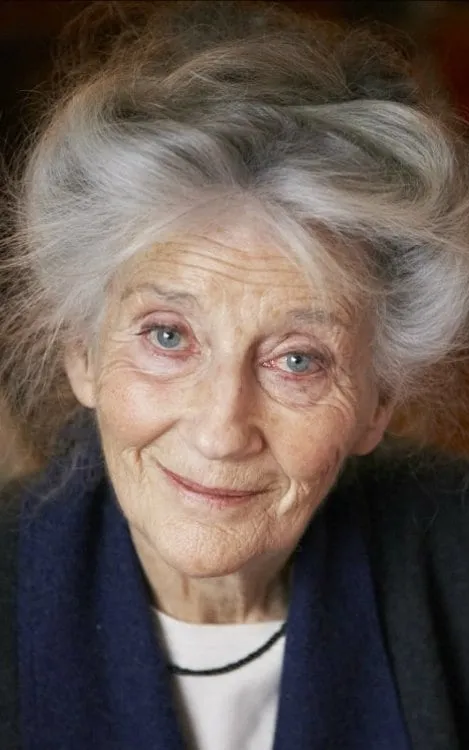 Phyllida Law