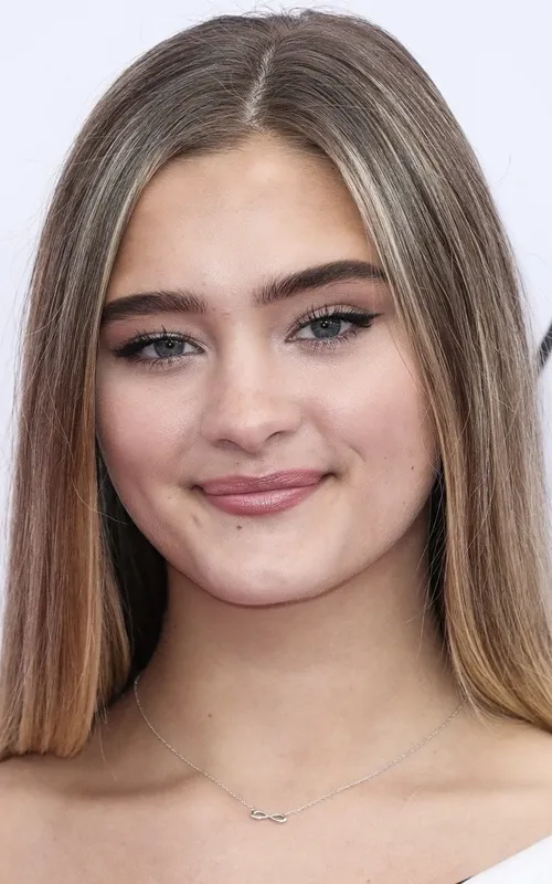 Lizzy Greene