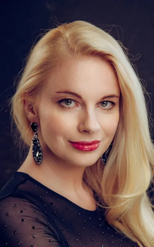 Victoria Aysentir