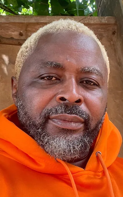 Bienvenu Roland Mvoe