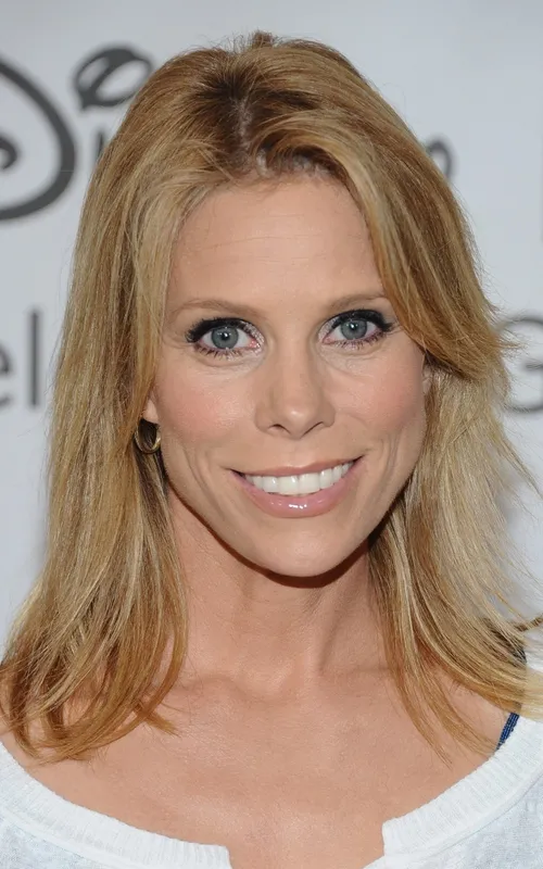 Cheryl Hines